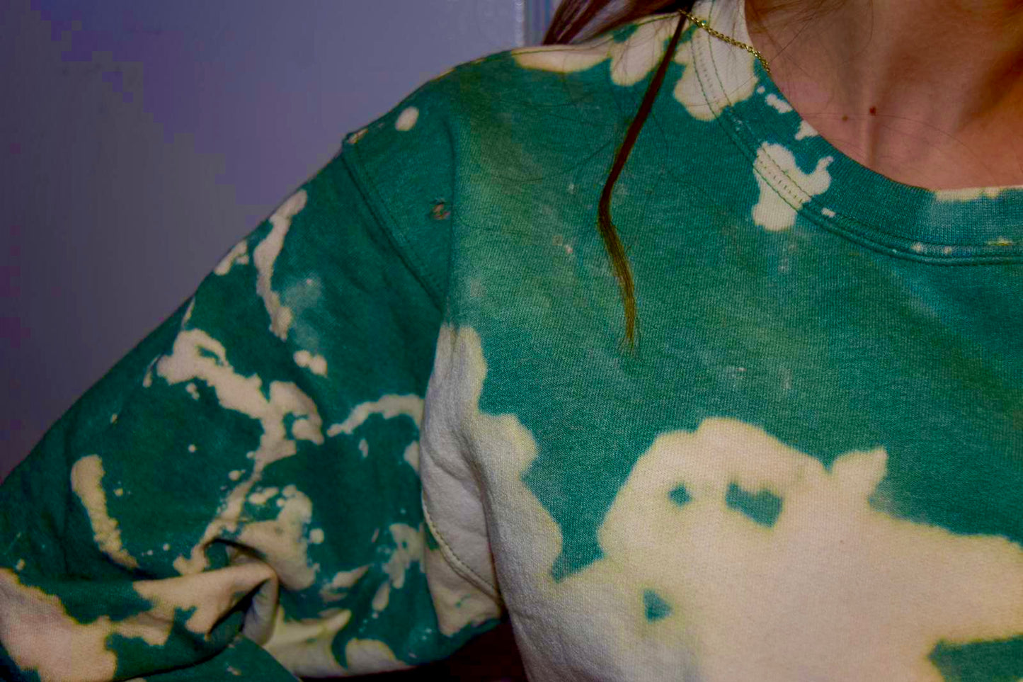 RETRO: DISC CREWNECK